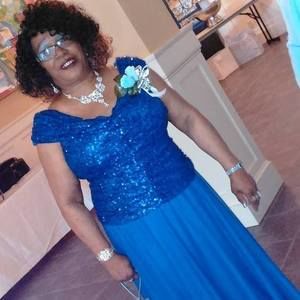 Meet your Posher, Rose